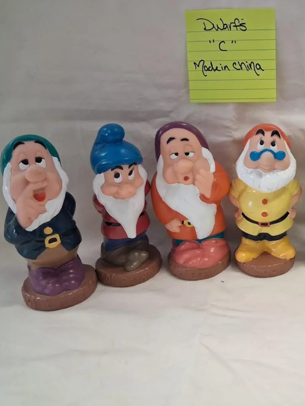 Dwarfs Made in China ( New )